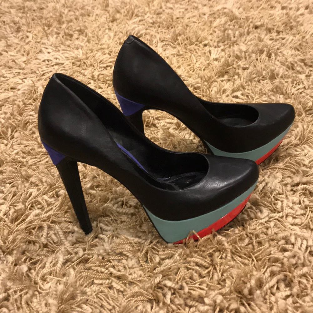 Platform pumps!